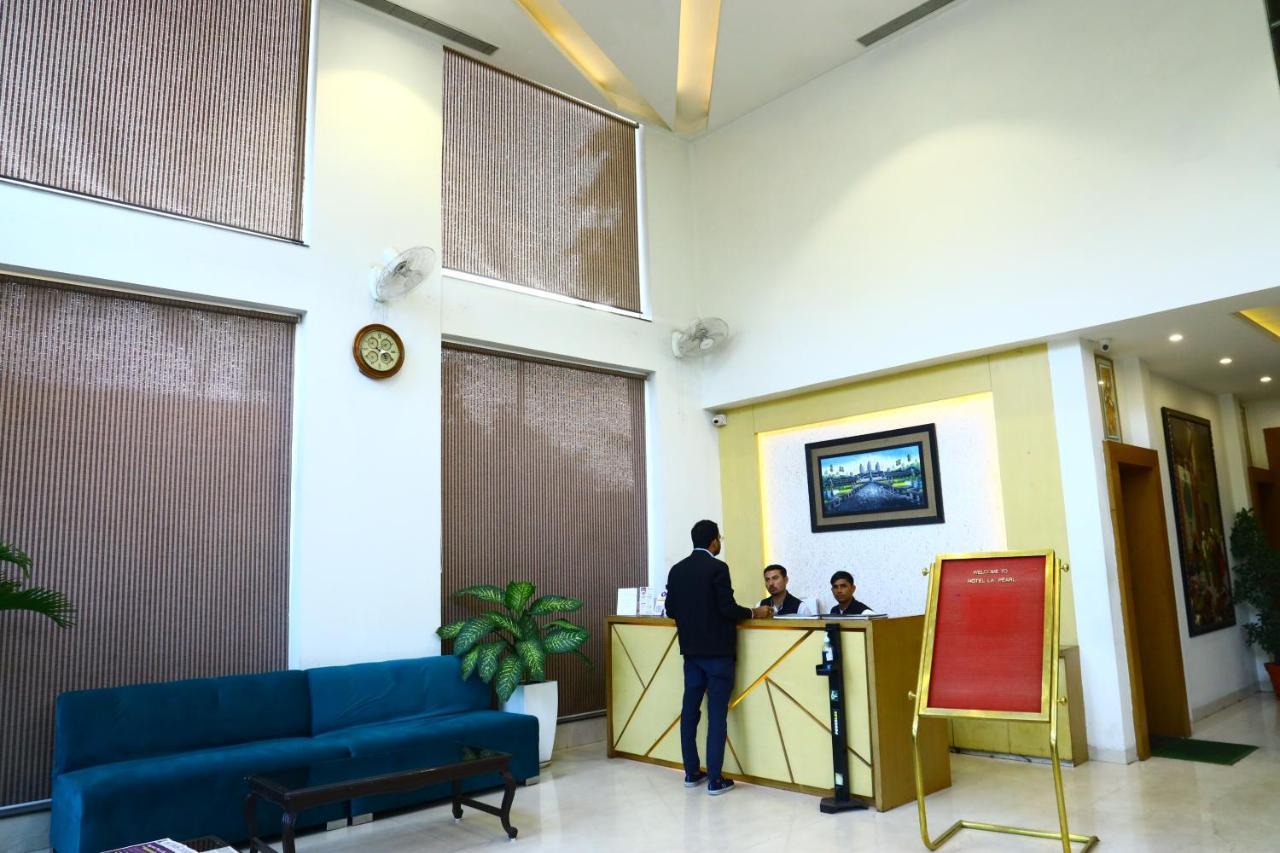 Hotel La Pearl Naiapura Экстерьер фото